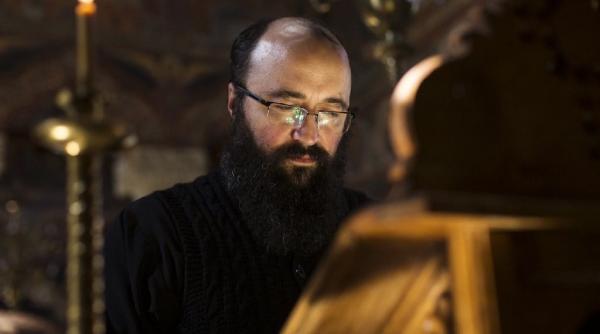 bor refuza linguritele de unica folosinta preotul visarion alexa act de indecenta ca si cum ar manca inghetata pe drum