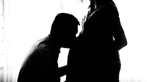 vestea momentului in showbiz tata la 52 de ani mandru si fericit cine e iubita cu 27 de ani mai mica