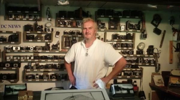 francezul din moieciu nu mi place sa vorbesc rau despre romania dar paharul e plin vom plati scump foto