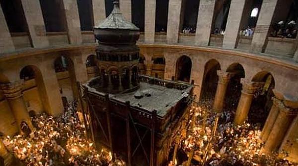 biserica sfantului mormant se redeschide