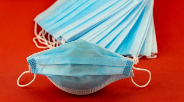 specialistii italieni coronavirusul rezista in straturile mastilor de protectie