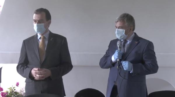 cadoul primit de orban la 145 de ani de pnl daca tot mi l ati facut cadou il las aici