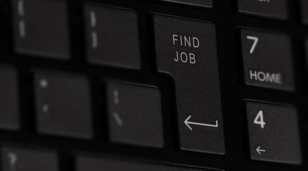 o firma de recrutare din marea britanie le cere englezilor sa vorbeasca limba romana