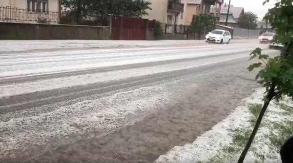 video ploi torentiale si grindina la turda si campia turzii