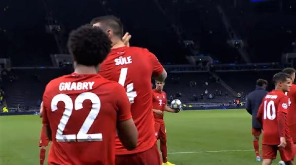 fotbal trist fara spectatori bayern munchen borussia dortmund rezultat derby