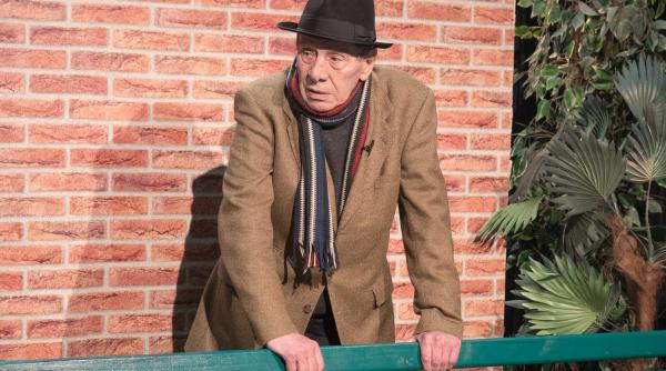 mitica popescu din nou la carma emisiunii d ale lu mitica de la tvr 2 a trebuit sa respectam reguli stricte