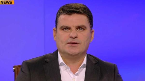 jurnalisti cnn retinuti de politie radu tudor