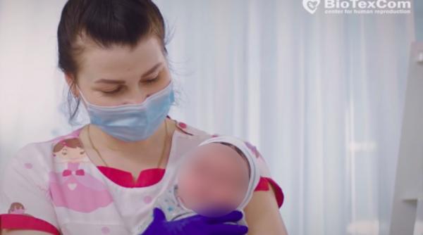 bebelusul roman blocat in ucraina de ce nu il pot vedea parintii