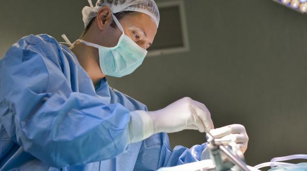 renumit neurochirurg al universitatii stanford hirotonit preot de catre ips teodosie