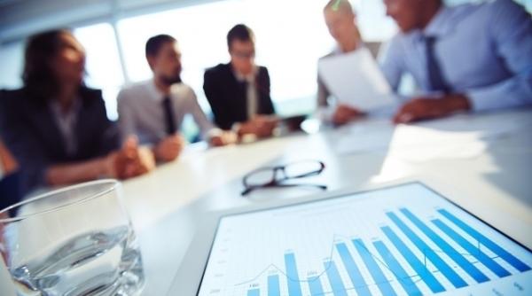 salariul minim in functie de studii apar 11 noi salarii minime ce prevede noua lege