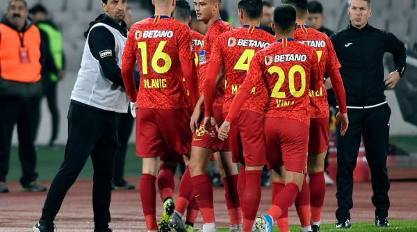 gnohere atac dur la adresa antrenorului fcsb nu el face totul