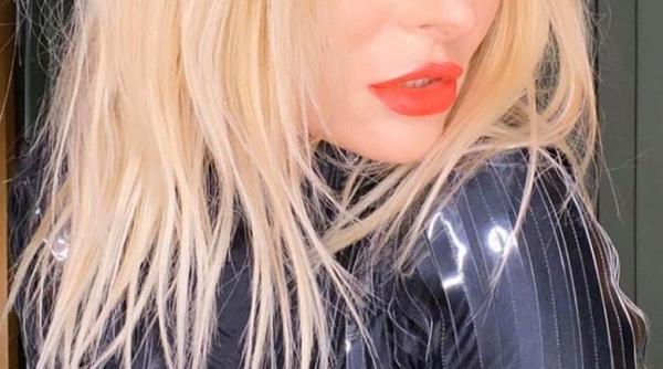 clipe de groaza pentru delia a luat foc