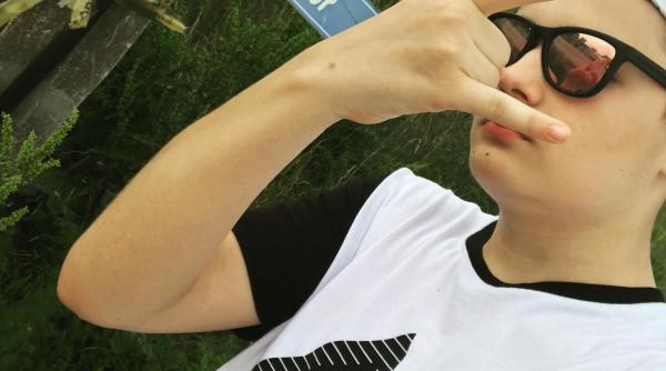 selly cel mai cunoscut vlogger a ramas paralizat durere insuportabila