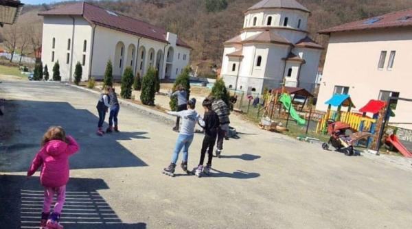 este criza dar romanii adevarati nu uita de durerea altora gest fabulos foto