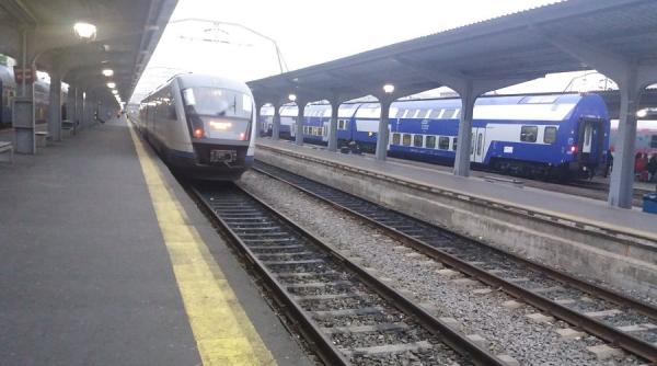 tren gara de nord aeroportul otopeni cristi balaj gica popescu a luat plansele si le a aruncat