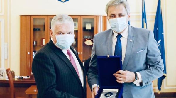 romania  in programul de vize sua visa waiver  marcel vela  discutii cu ambasadorul adrian zuckerman