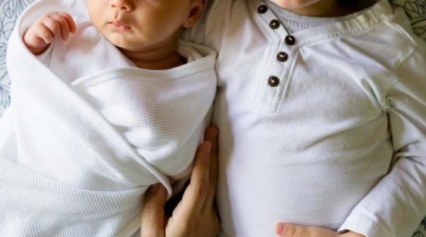 studiu inedit scolarii sub 15 ani au sanse mai mari sa fie loviti de fulger decat sa moara din cauza covid 19