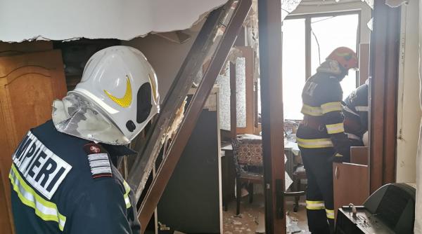 trei persoane  ranite in urma unei explozii  au incercat butelia cu bricheta