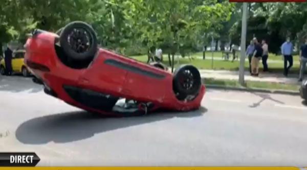 foto masina rasturnata in capitala iubita unui milionar implicata in accident
