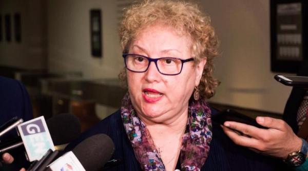 renate weber acuza parlamentul de ipocrizie pe cine sa cada vina