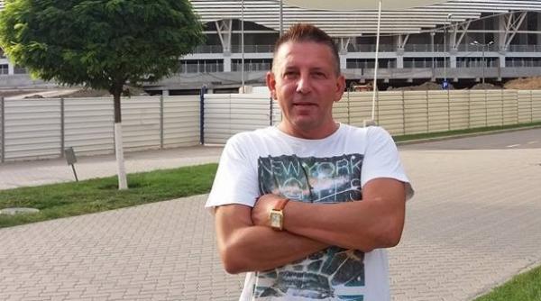 aparitie surprinzatoare la mormantul lui costin marculescu eram prietenul din umbra