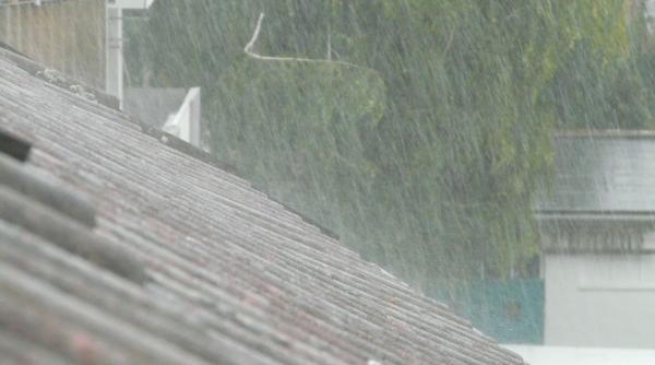 cod portocaliu de ploi torentiale judetele afectate in urmatoarea ora