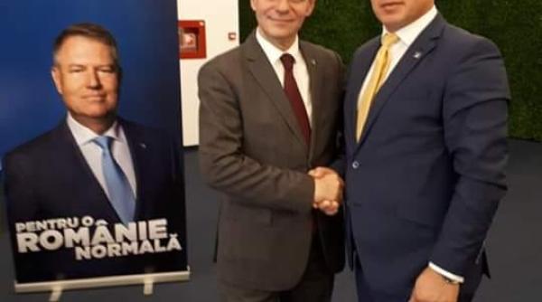 daniel morosanu liberalul care a dat bacalaureatul la 42 de ani sper sa iau o nota buna sunt ambitios nu e nicio rusine