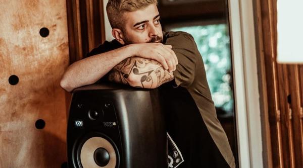 speak anunt pentru hotii care i dau tarcoale nu incercati sa ne spargeti locuinta pentru ca e groasa