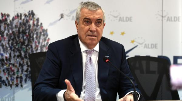 tariceanu  atacat dupa un mesaj critic la adresa guvernantilor  mi au onorat pagina cu injuraturile lor