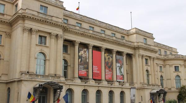 fostul palat regal redeschis cand poti vizita sala tronului