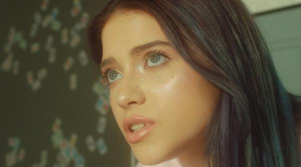 scene de groaza pentru roxen batuta cu pumnii si coada de matura detalii incredibile