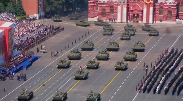 ziua victoriei a 75 a aniversare in piata rosie din moscova video
