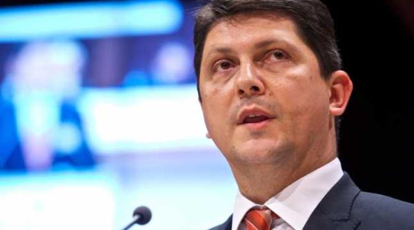 titus corlatean a informat apce de cererea abuziva de destituire a avocatului poporului