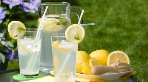cum se prepara cea mai tare limonada efect garantat cu ingredientul minune