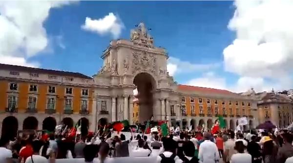 s au saturat o mie de oameni au iesit in strada nu este rasista video