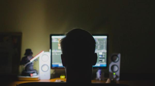 conversatii incredibile cu hackerii cat a fost recompensa platita de o universitate majora