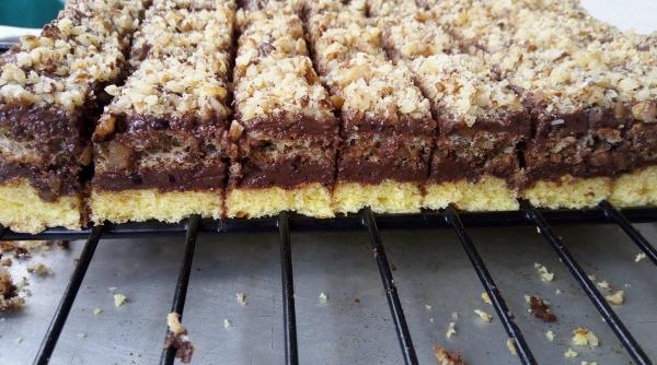 prajitura regina maria reteta veche care a cucerit mii de gospodine