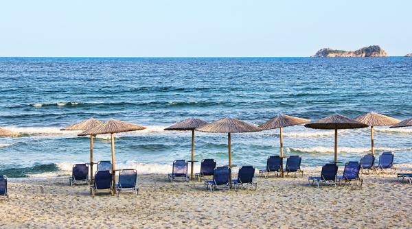 vacanta grecia  o noapte gratuita pentru romani  un gest de omenie