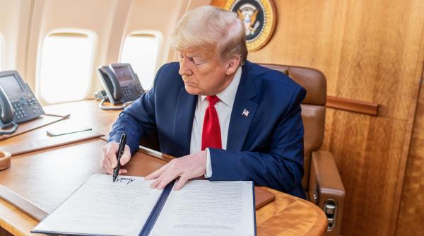 casa alba participa la dezinformarile lui trump cu ce a mintit presedintele american