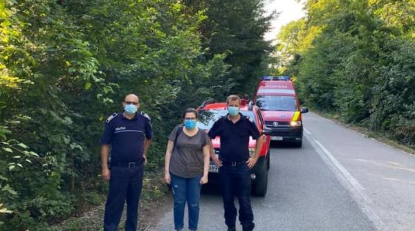turisti salvati de autoritati dupa ce s au ratacit in muntii macinului