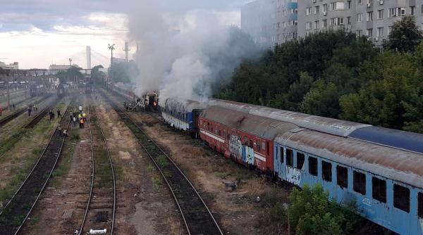 incendiu violent la un tren  vagoane distruse complet