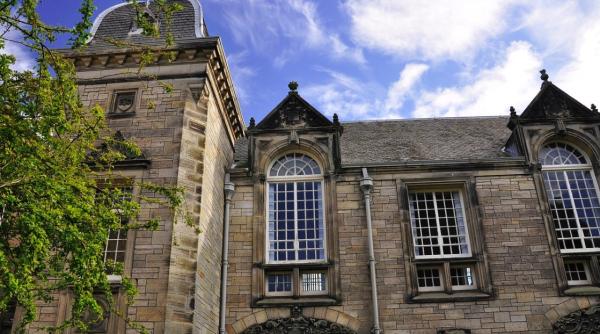 scandal monstru la una dintre cele mai vechi universitati acuzatii de viol