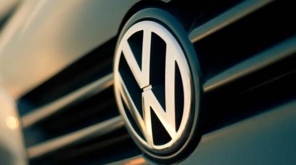 vanzarile auto sub nivelul de dinaintea crizei covid volkswagen a blocat angajarile