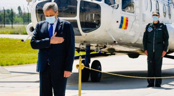 marcel vela  mesajul zilei  mi am dus mana la inima