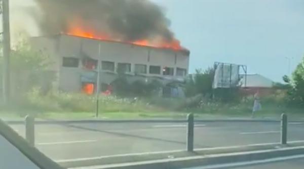 incendiu in balotesti joi seara intervin sase autospeciale