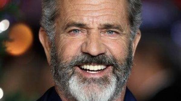 mel gibson infectat cu covid a ajuns de urgenta la spital