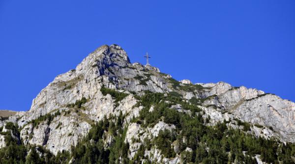 mergeti la munte masca devine obligatorie in spatiul deschis