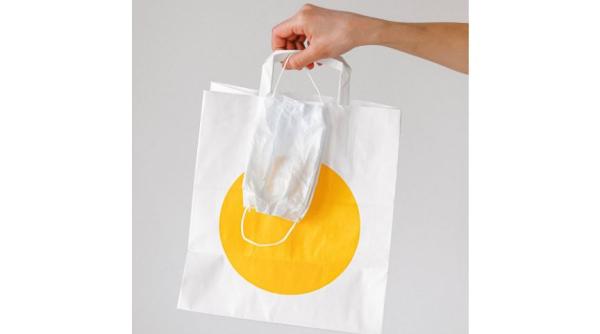 situatie halucinanta in pandemie poarta masca iar vecinii nu mai vorbesc cu ea la ce s a ajuns