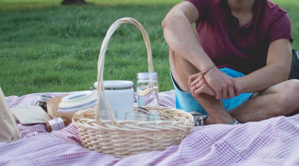 turist cu covid 19 depistat de jandarmi la picnic la cota 1000 sinaia