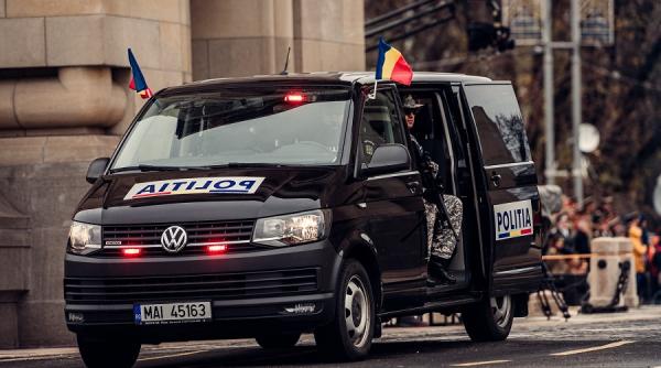 putea fi salvat bucuresteanul dezbracat care a cazut de la etaj unde au gresit politistii